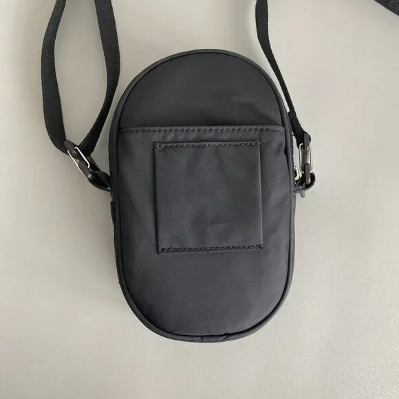 Lululemon Future Legacy Team Canada Crossbody Belt Bag - Picture 4 of 12